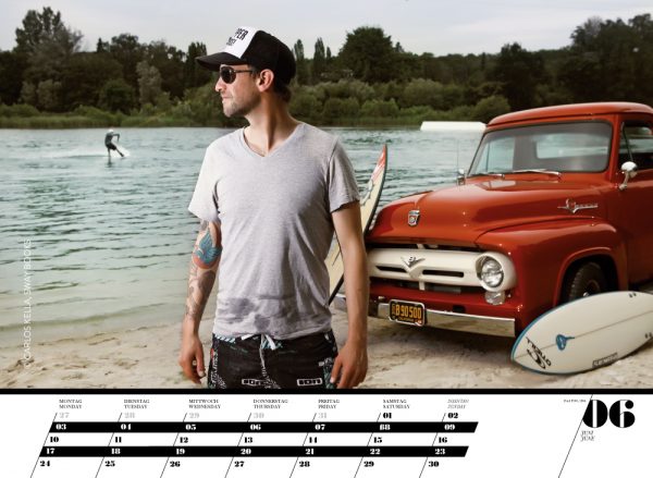 Gents & legendary US-Cars Kalender 2013: Monatskalender von Carlos Kella mit 12 Kalenderblättern, 12 Gents und 12 US-Oldtimern