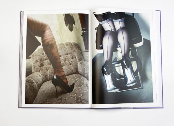 PHOTOS, LOVE & STORIES Limited Picture Cover Edition: Eine Anthologie mit Fotografien von Carlos Kella und Texten von 14 Weggefährten. Vorzugsausgabe